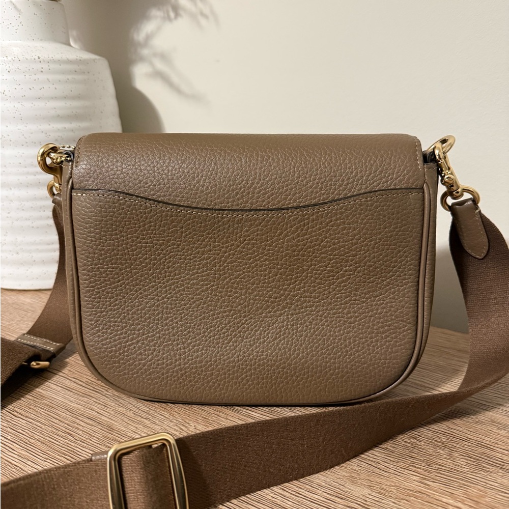 Coach Amelia Saddle Bag in Dark Stone with matching Snap Wallet - Picture 5 of 7